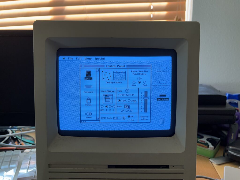 An Apple Macintosh SE from the mid-1980s, running System 7 via a RaSCSI adaptor. 